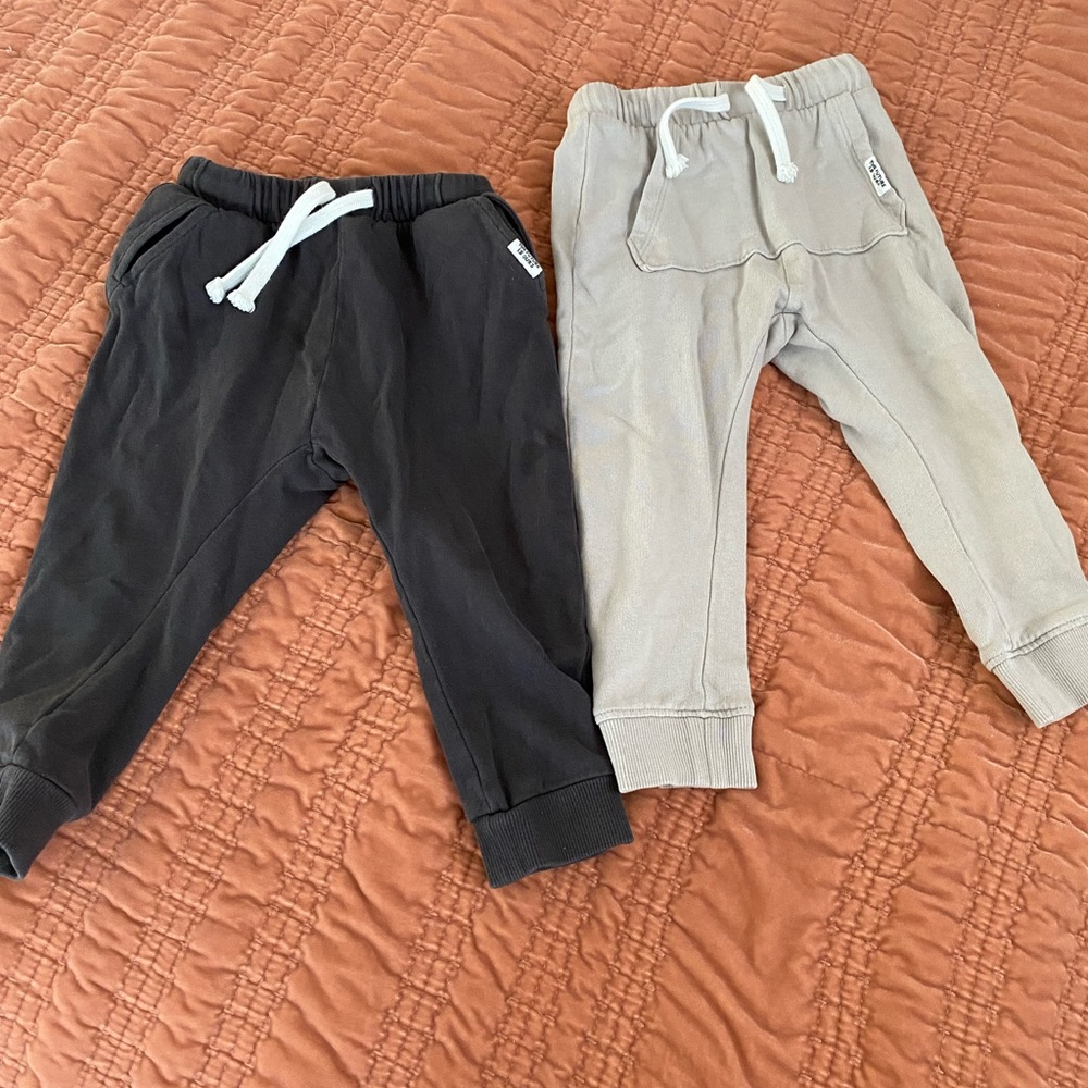 JOGGERS